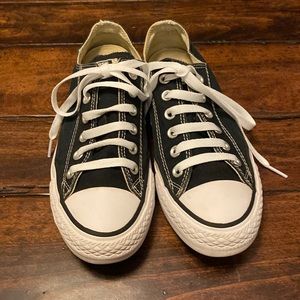 Converse slow Top Black Sneakers Size W 7.5, M 5.5
